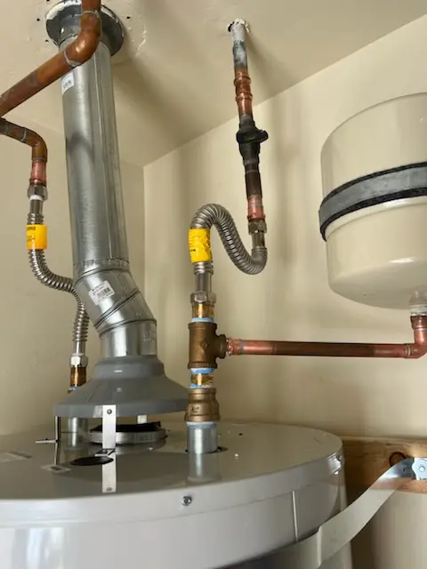 Water heater installation and plumbing repair in Cherry Island